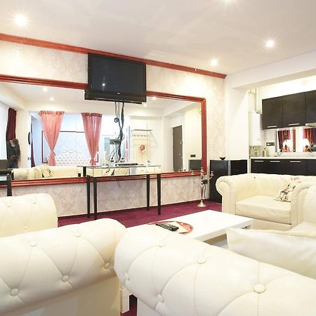 Aparthotel Jolie Domneasca Galati  Ruang foto