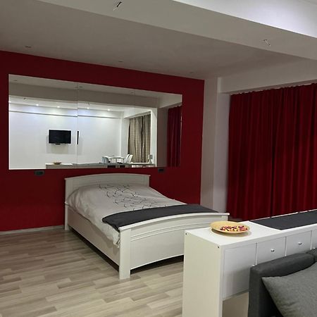 Aparthotel Jolie Domneasca Galati  Bagian luar foto